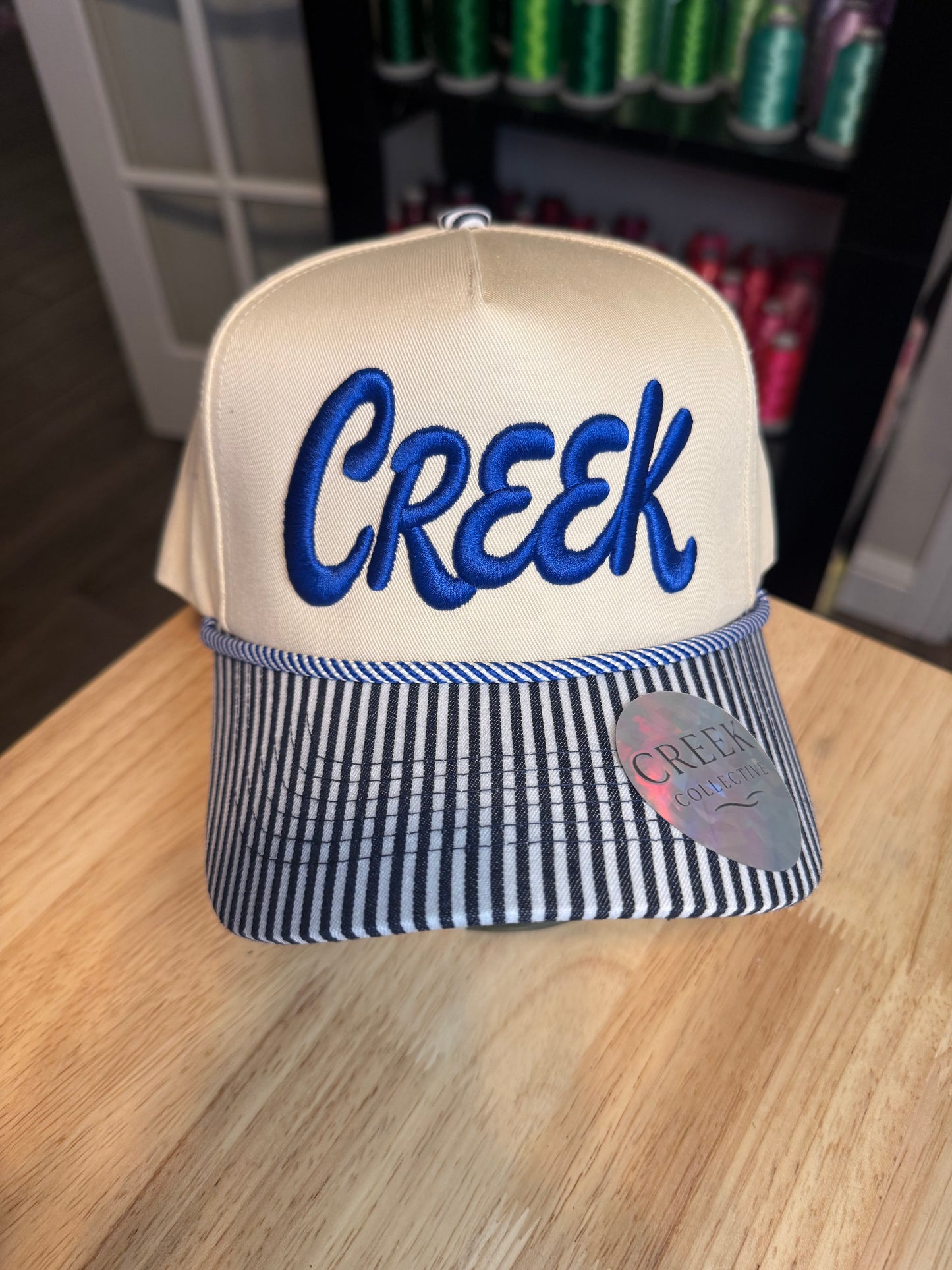 Creek - Script checkered
