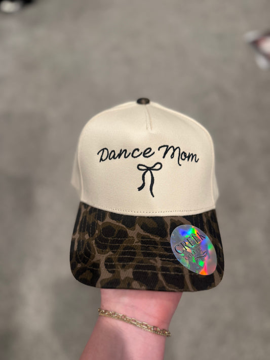 The 🎀 Dance mom