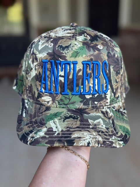 ANTLER & CREEK CAMO
